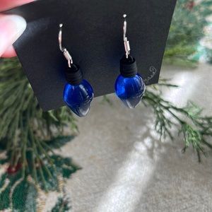 Christmas lightbulb earrings- green
